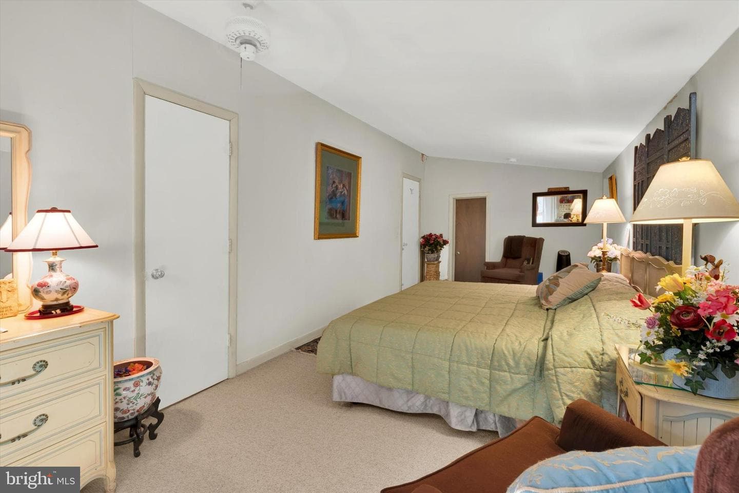 606 Freeland Road photo 36