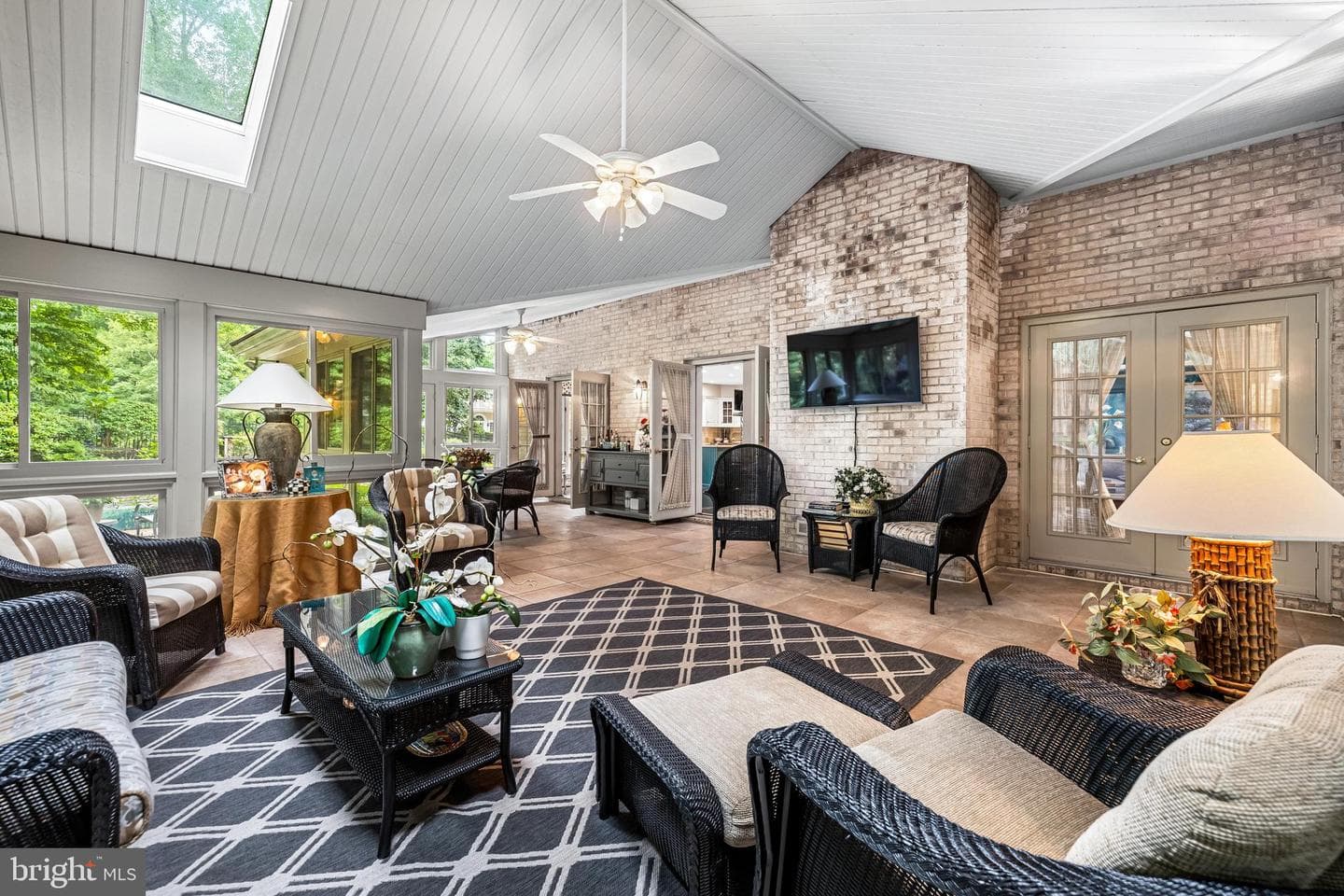 3610 Michelle Way photo 32