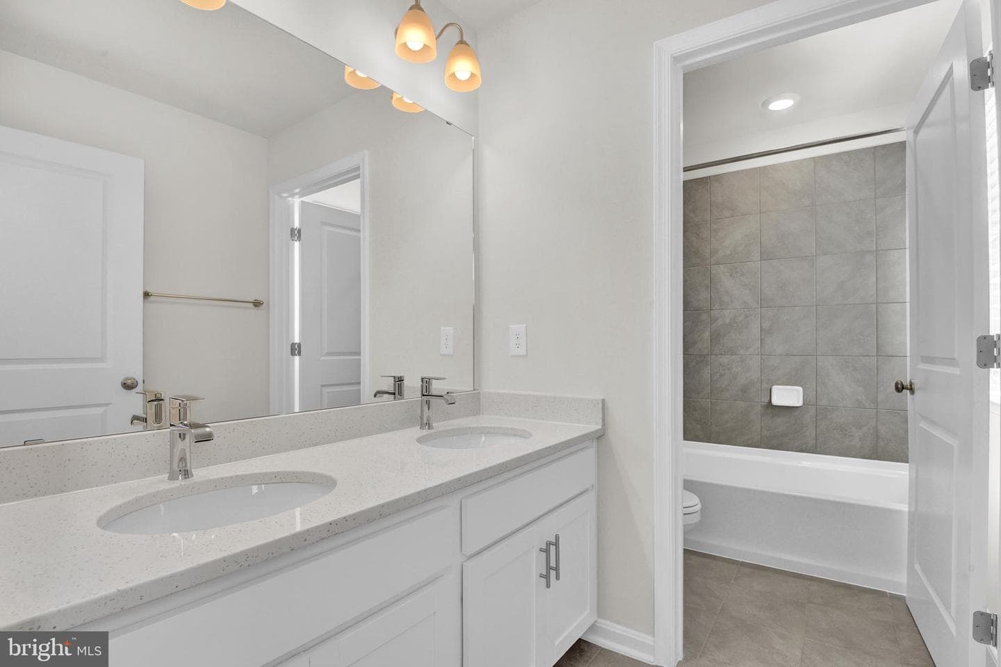 10012 Campbell Boulevard photo 7