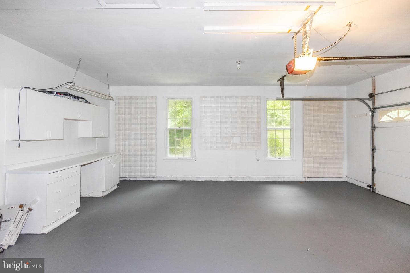 9 Chesterfield Court photo 42