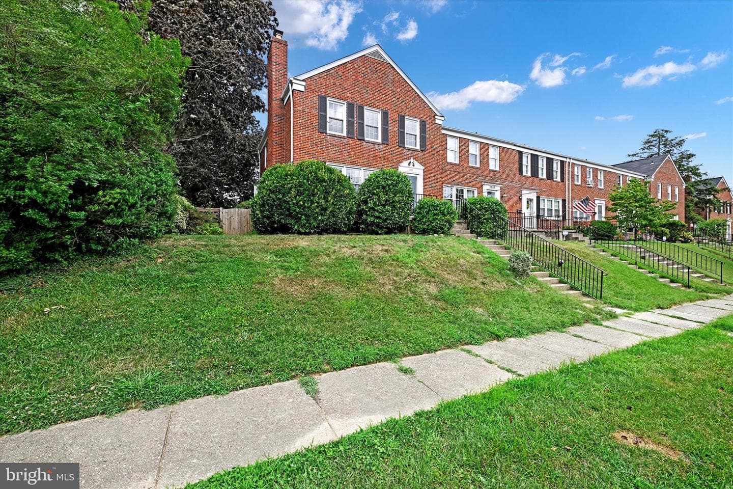 1548 Cottage Lane
