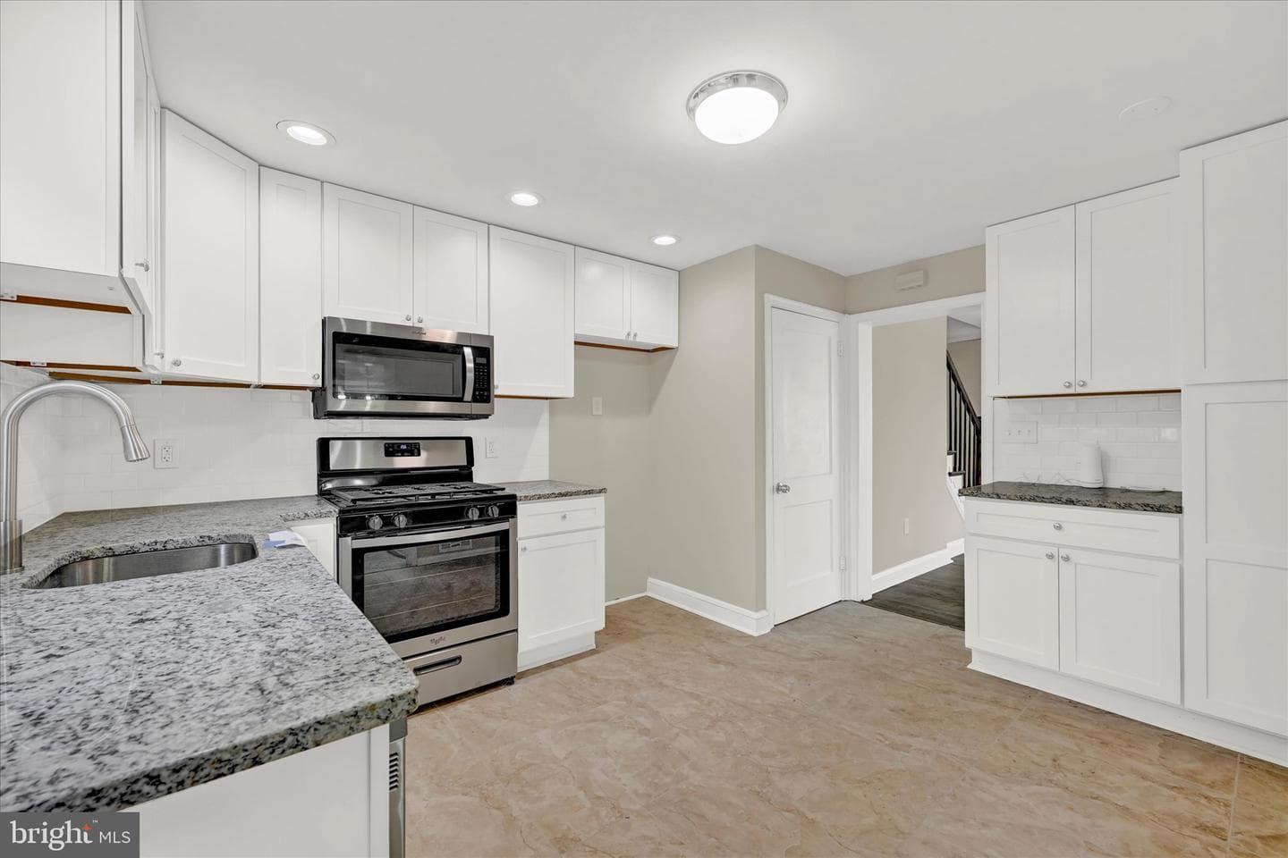 1548 Cottage Lane photo 12