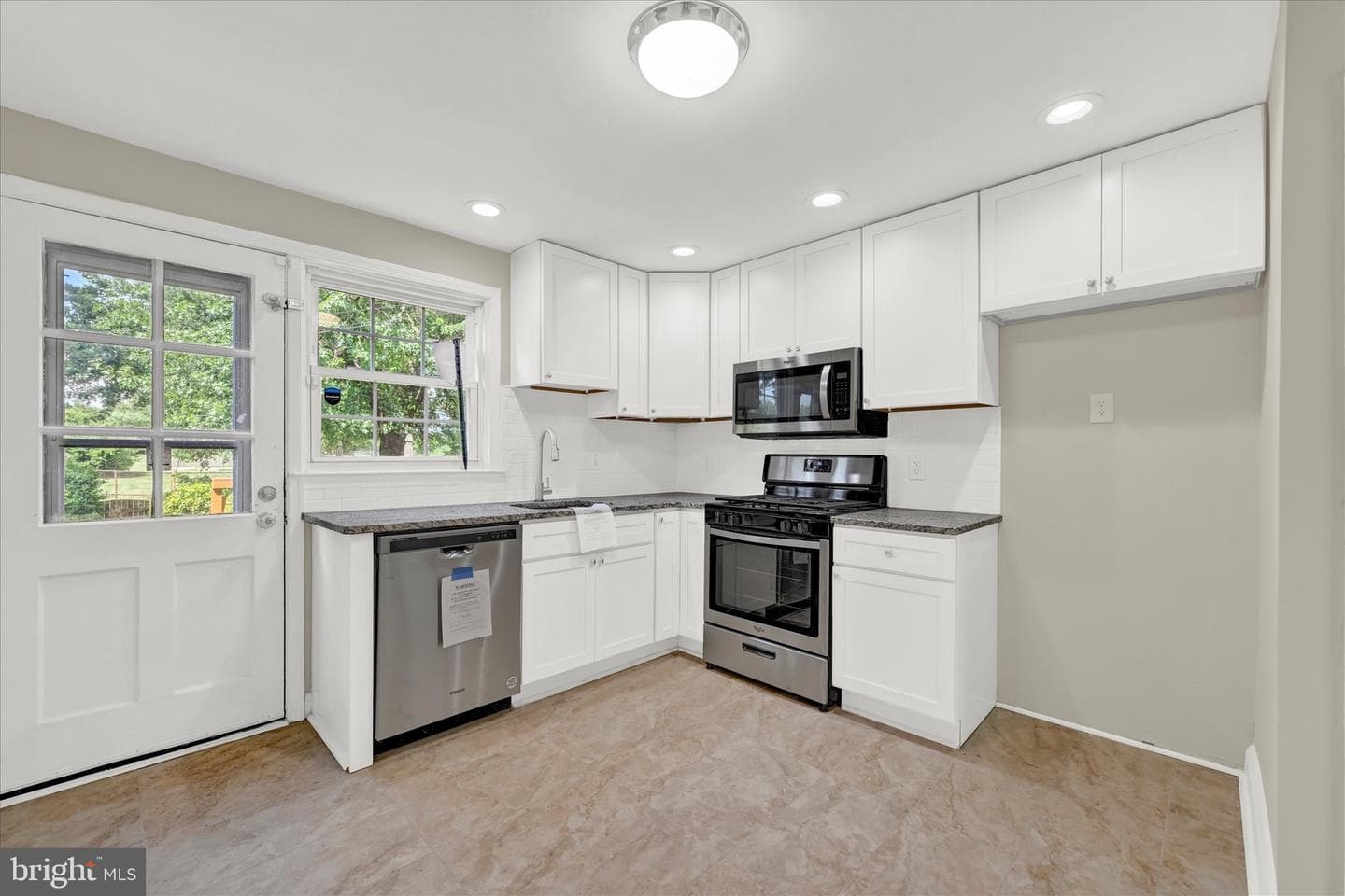 1548 Cottage Lane photo 13