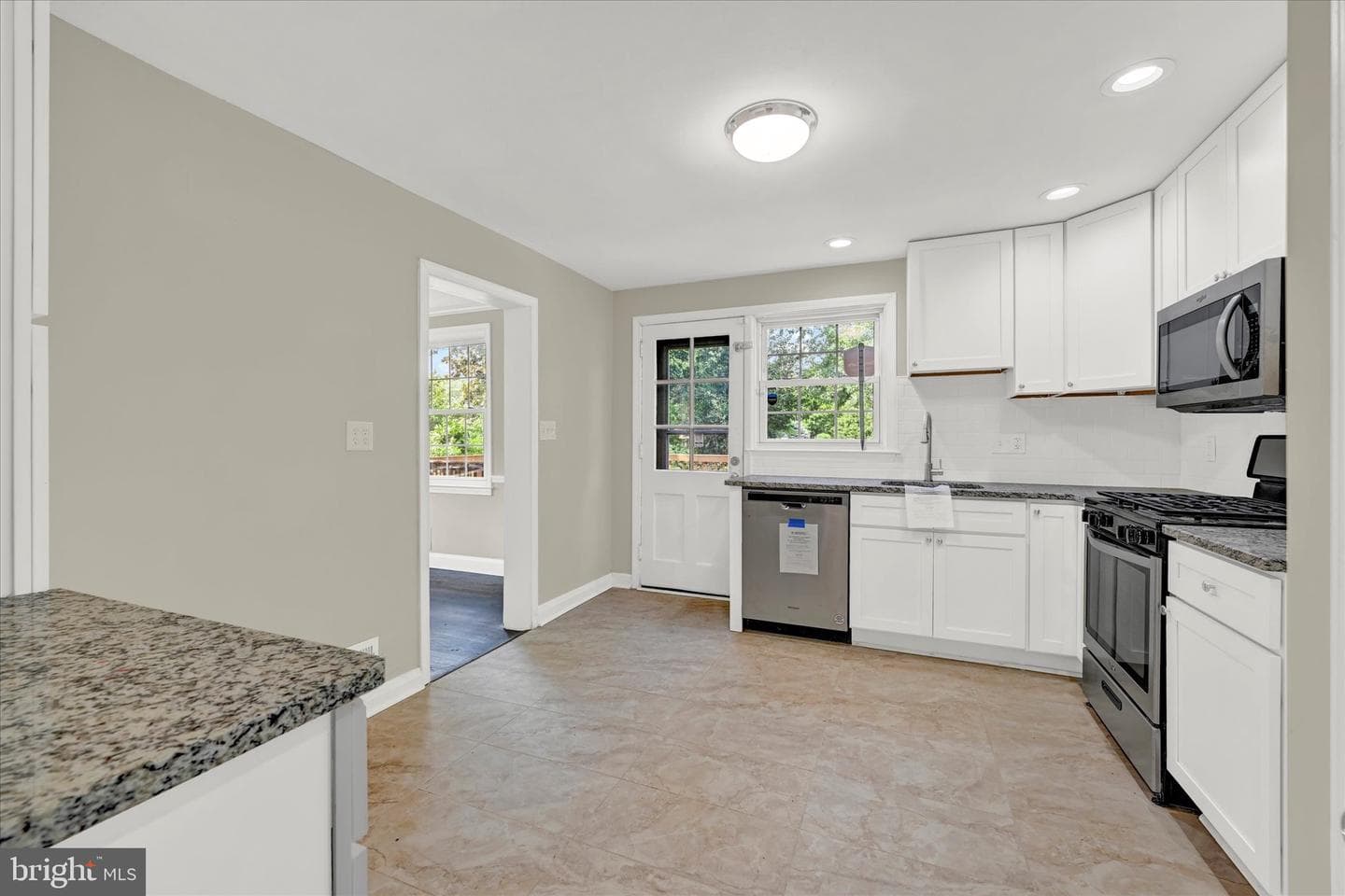 1548 Cottage Lane photo 14