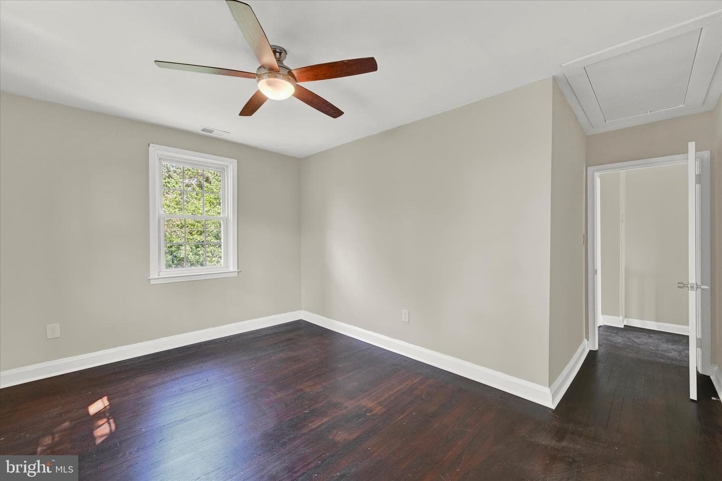 1548 Cottage Lane photo 17