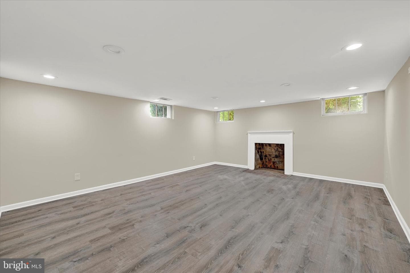 1548 Cottage Lane photo 23