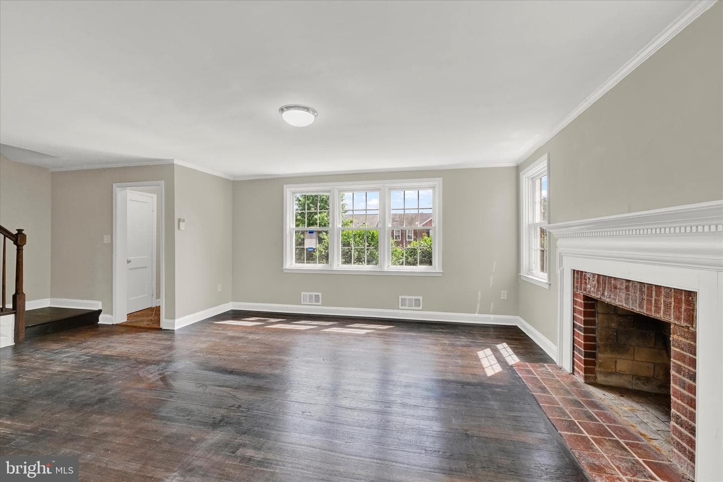 1548 Cottage Lane photo 4