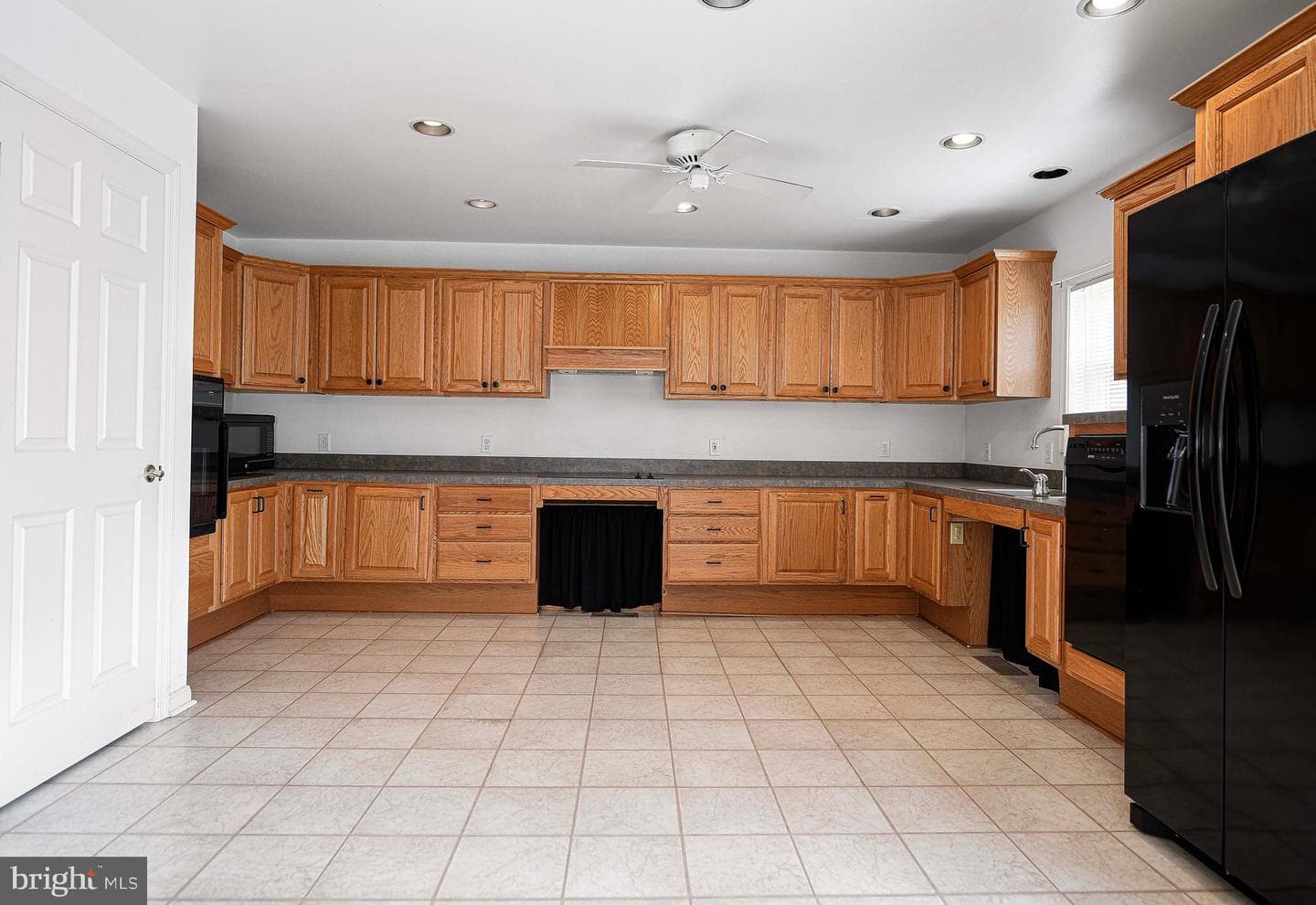 9007 Simms Avenue photo 10