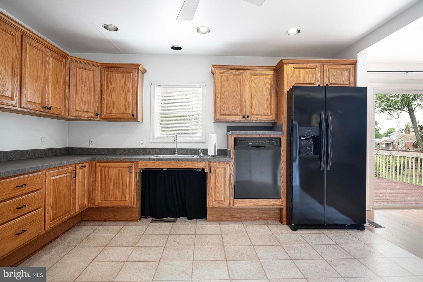 9007 Simms Avenue photo 11