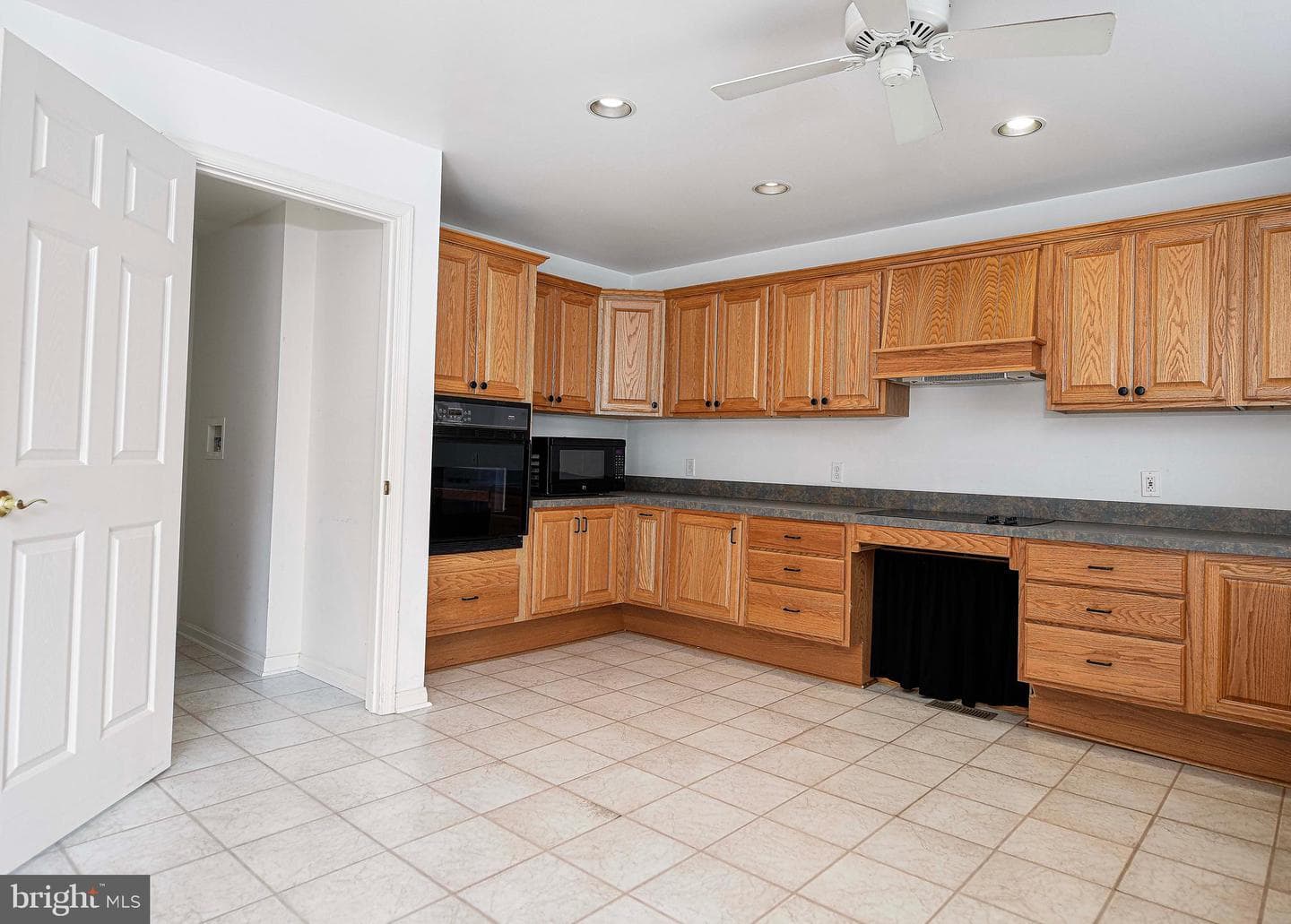 9007 Simms Avenue photo 12