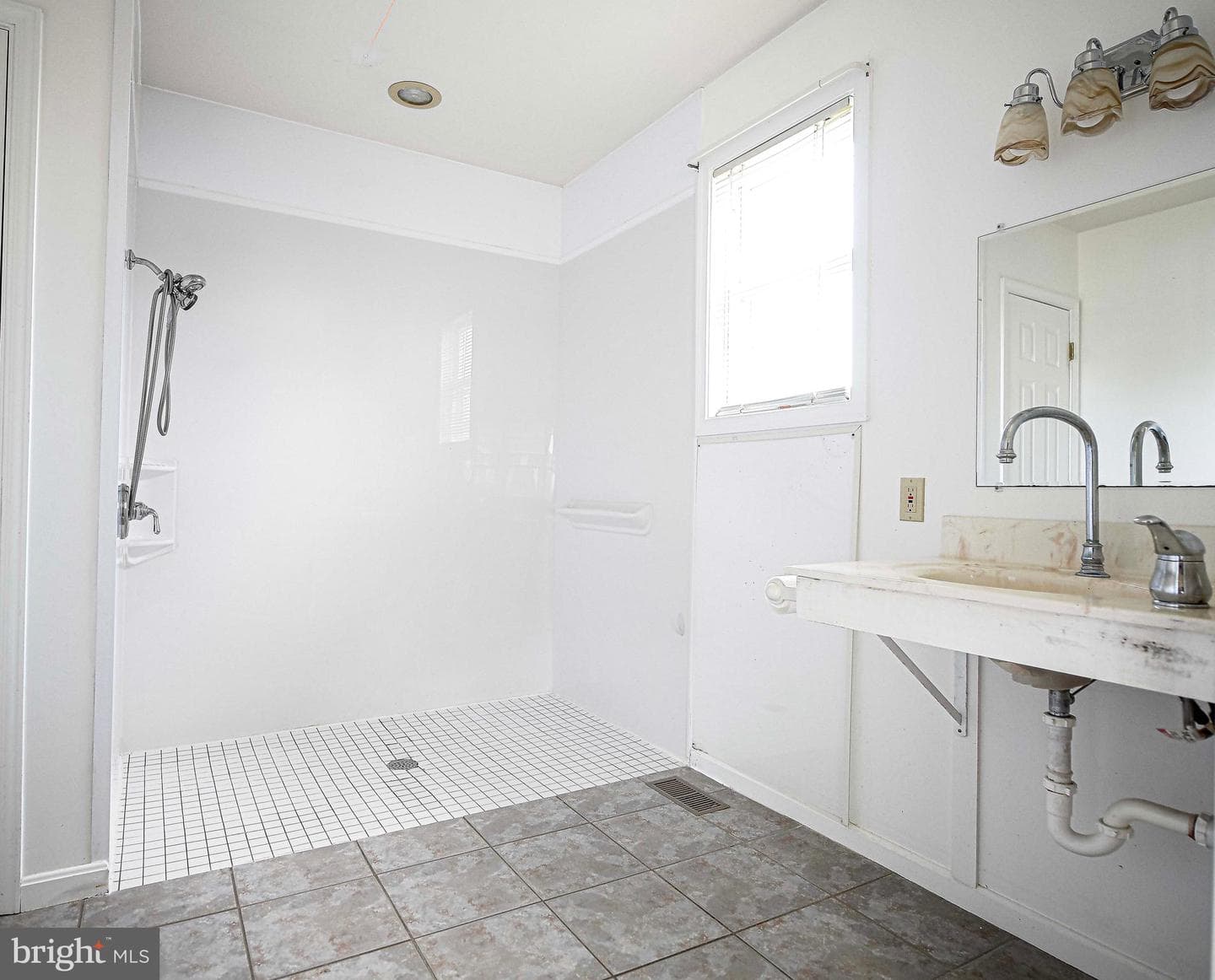 9007 Simms Avenue photo 22