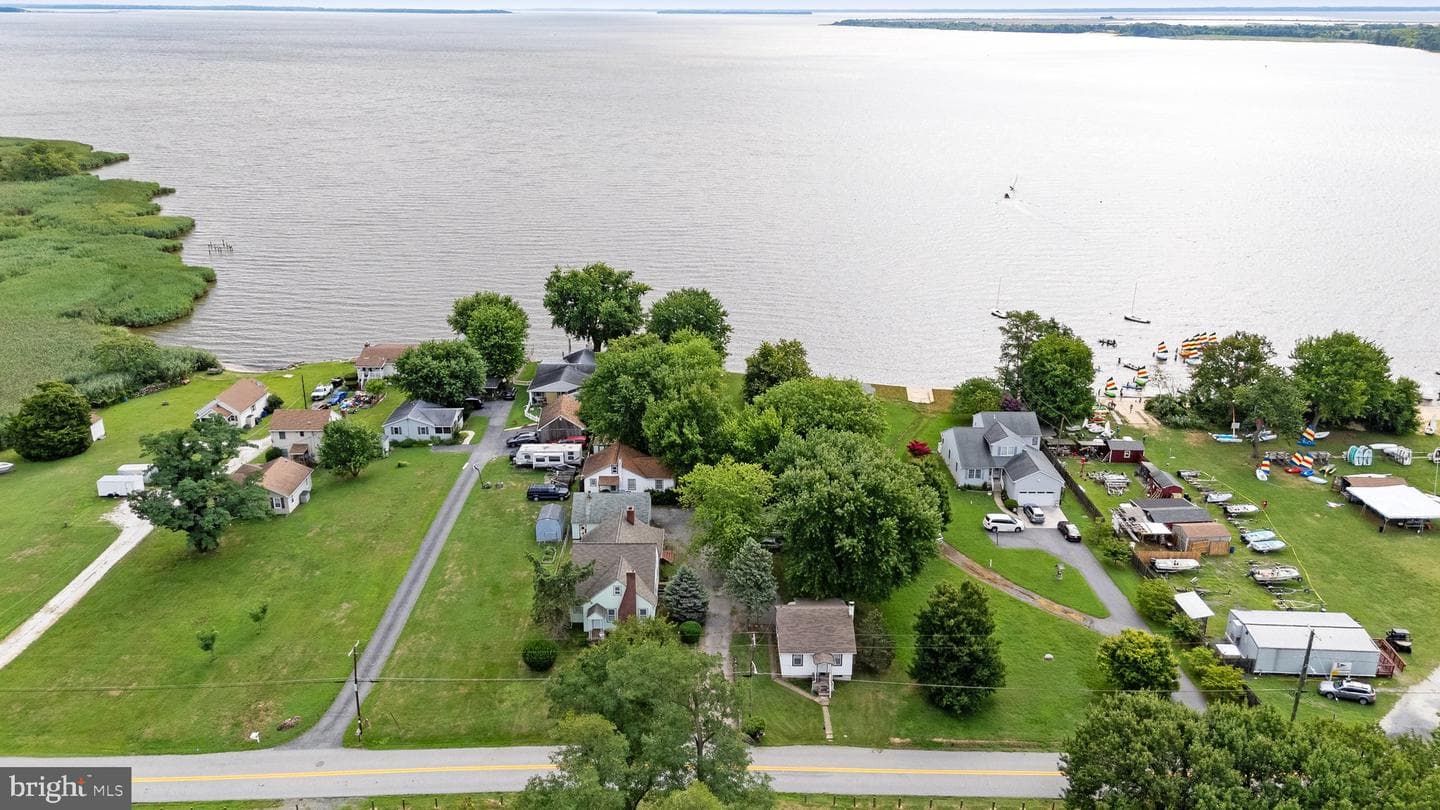 2115 & 2121 Rocky Point Road photo 4