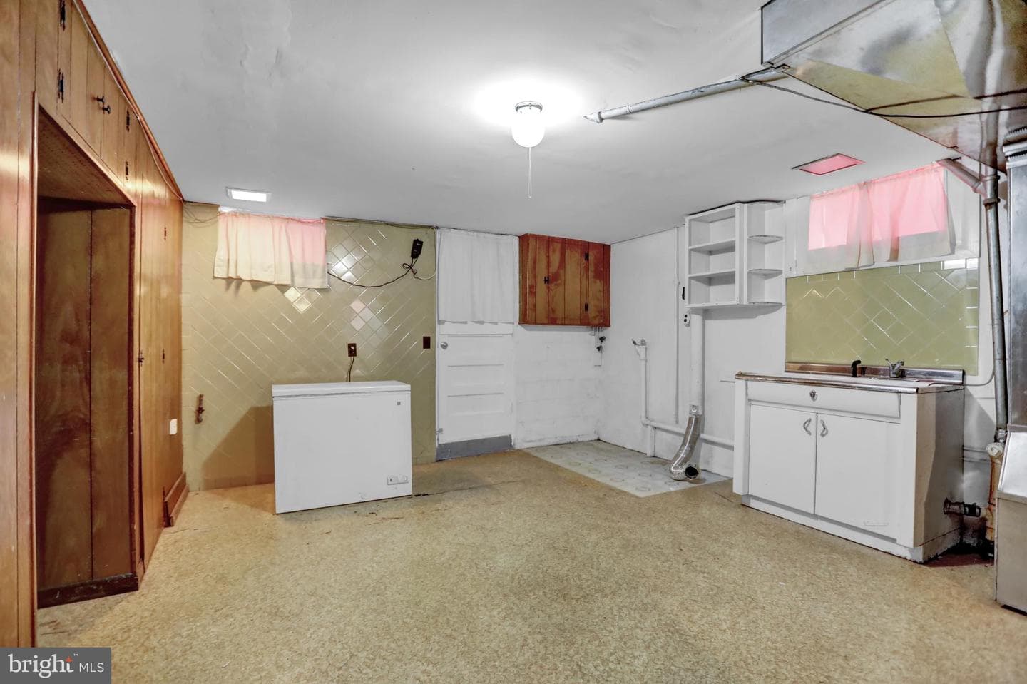 354 Leeanne Road photo 28