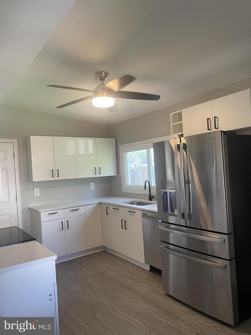 2235 Lincoln Avenue photo 20