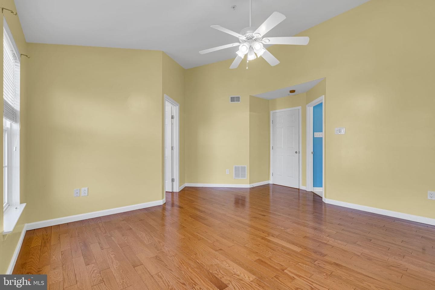 5004 Strawbridge Terrace #5004 photo 27