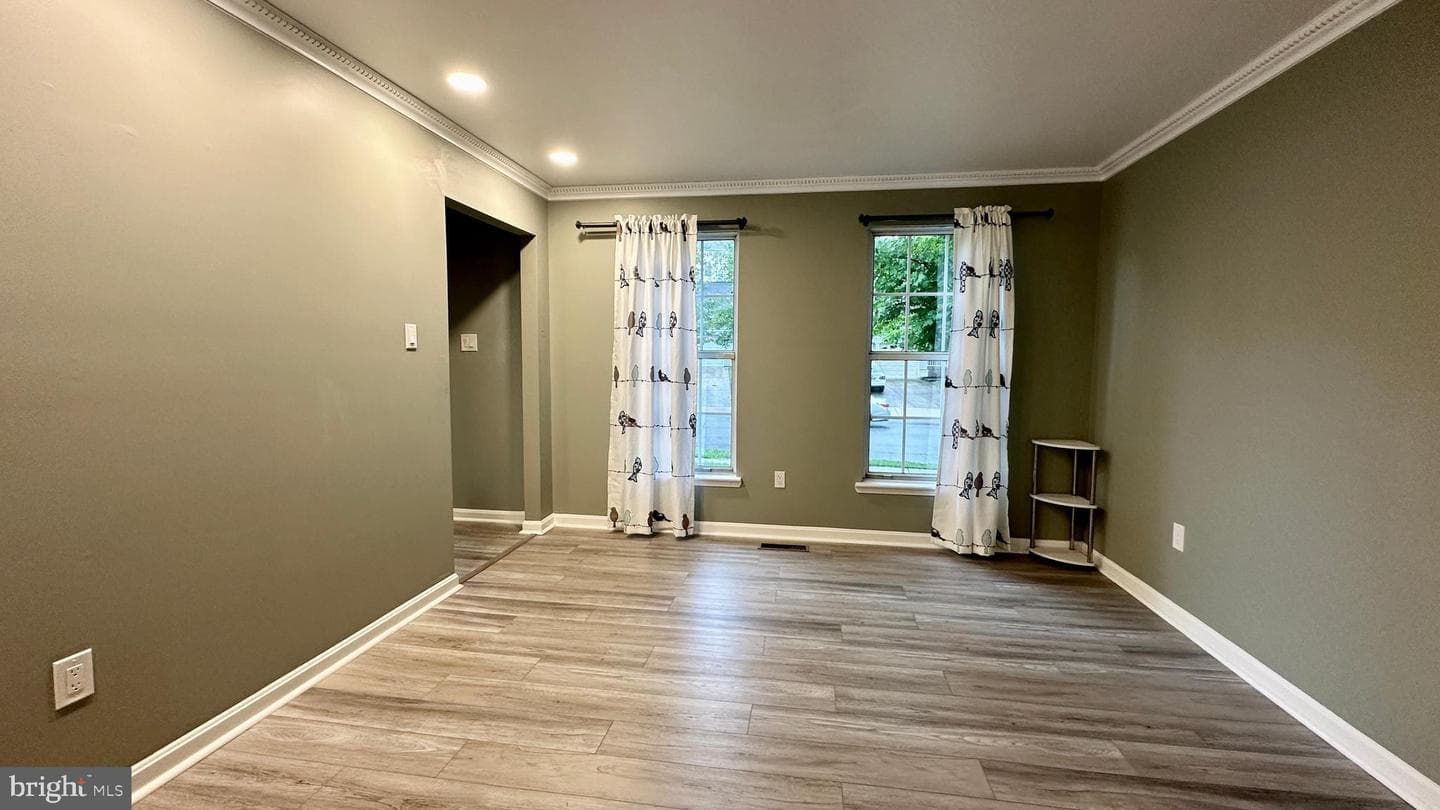 520 Westside Boulevard photo 30