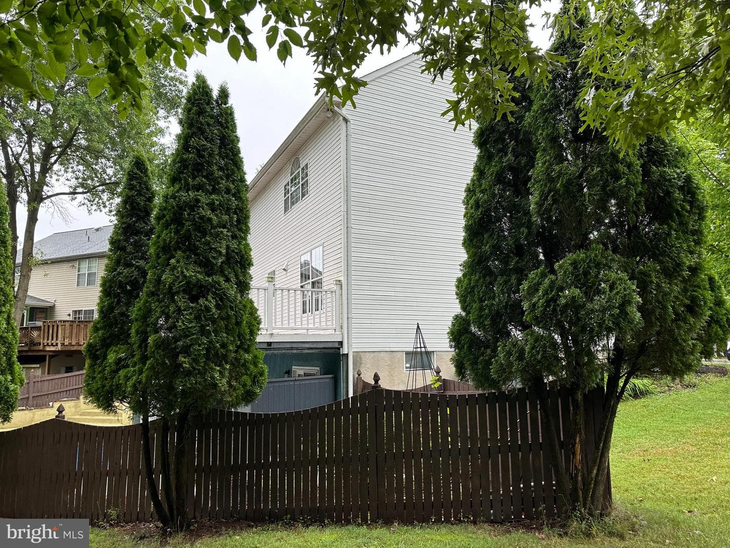 520 Westside Boulevard photo 4