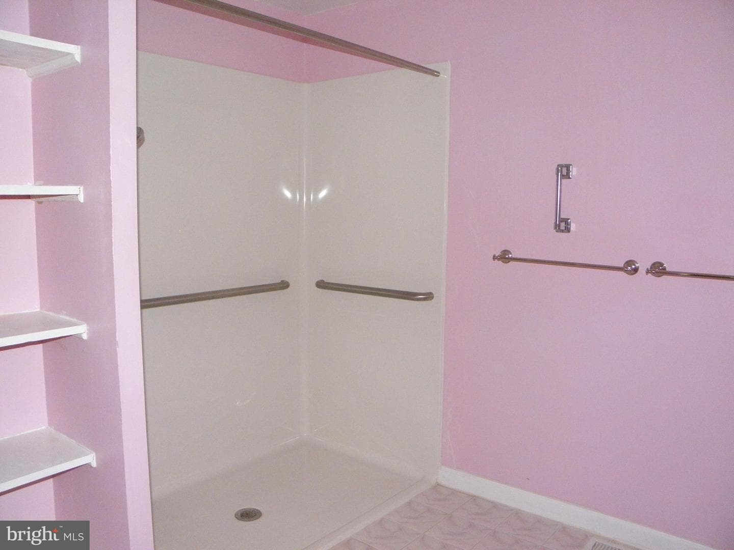 4 Flintridge Court photo 20
