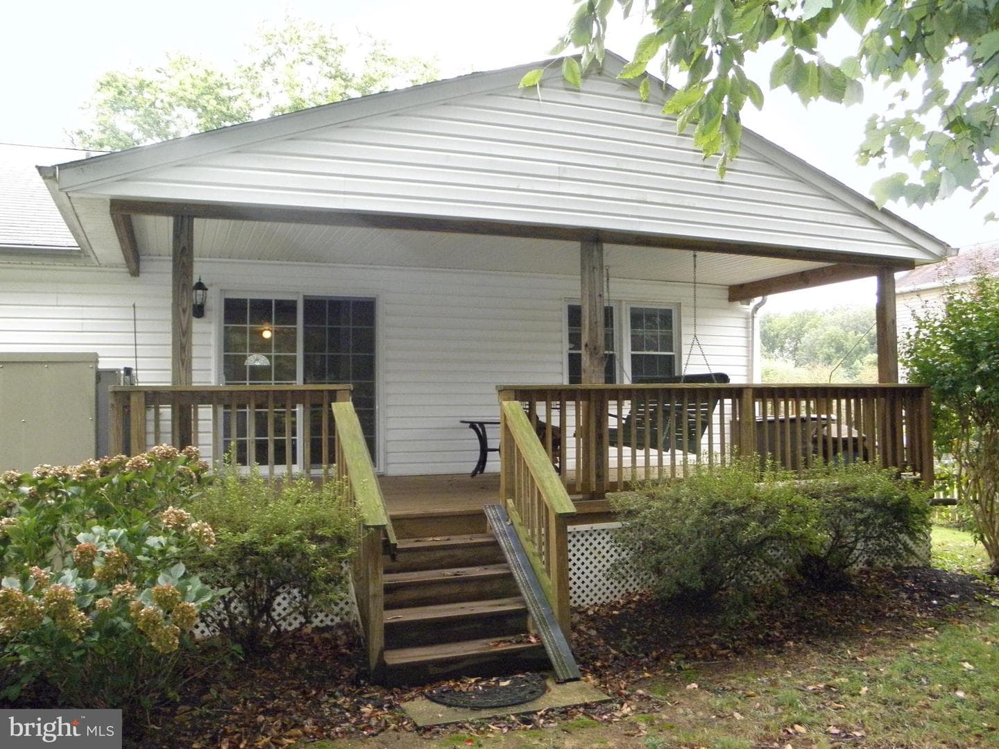 4 Flintridge Court photo 32