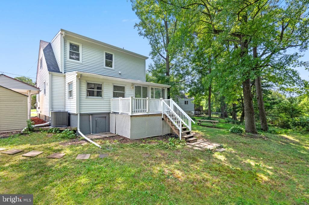 4 Forest Road photo 38
