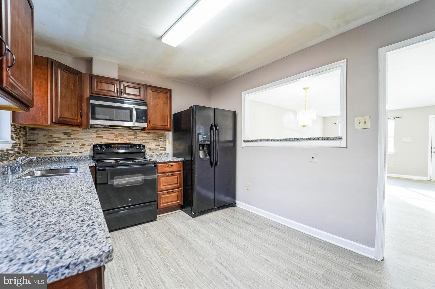 8 Mainview Court photo 13