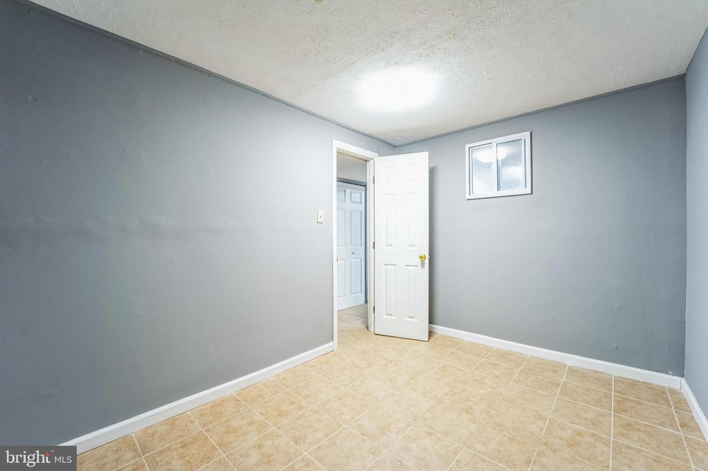 8 Mainview Court photo 17