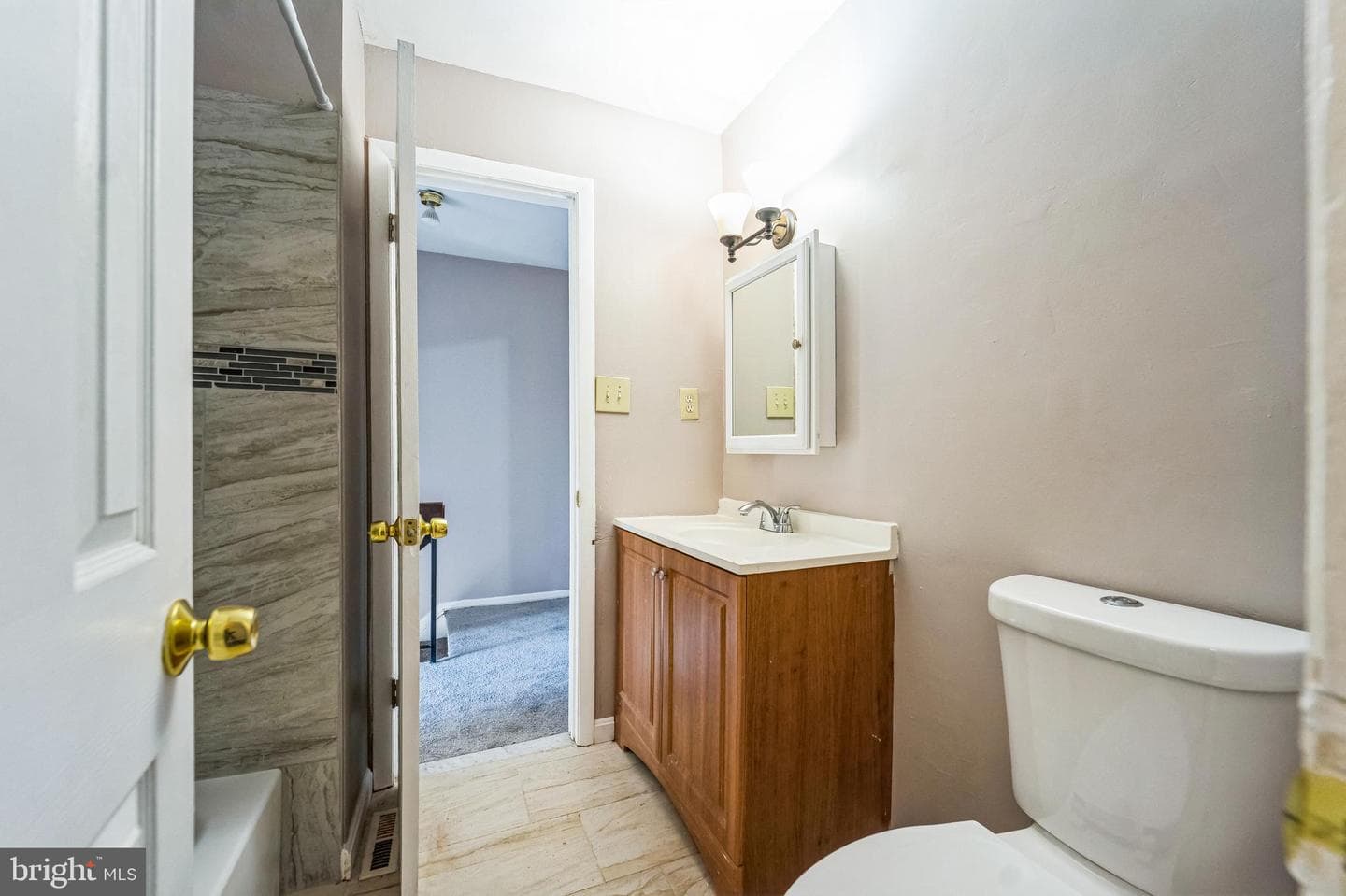 8 Mainview Court photo 22
