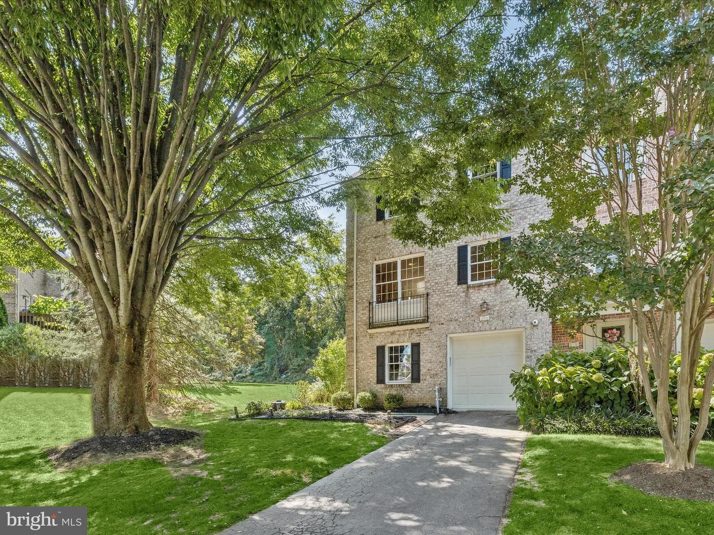 208 Castletown Road photo 2