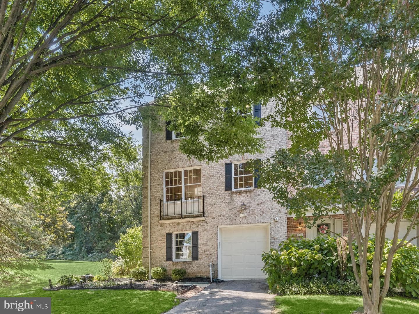 208 Castletown Road photo 3