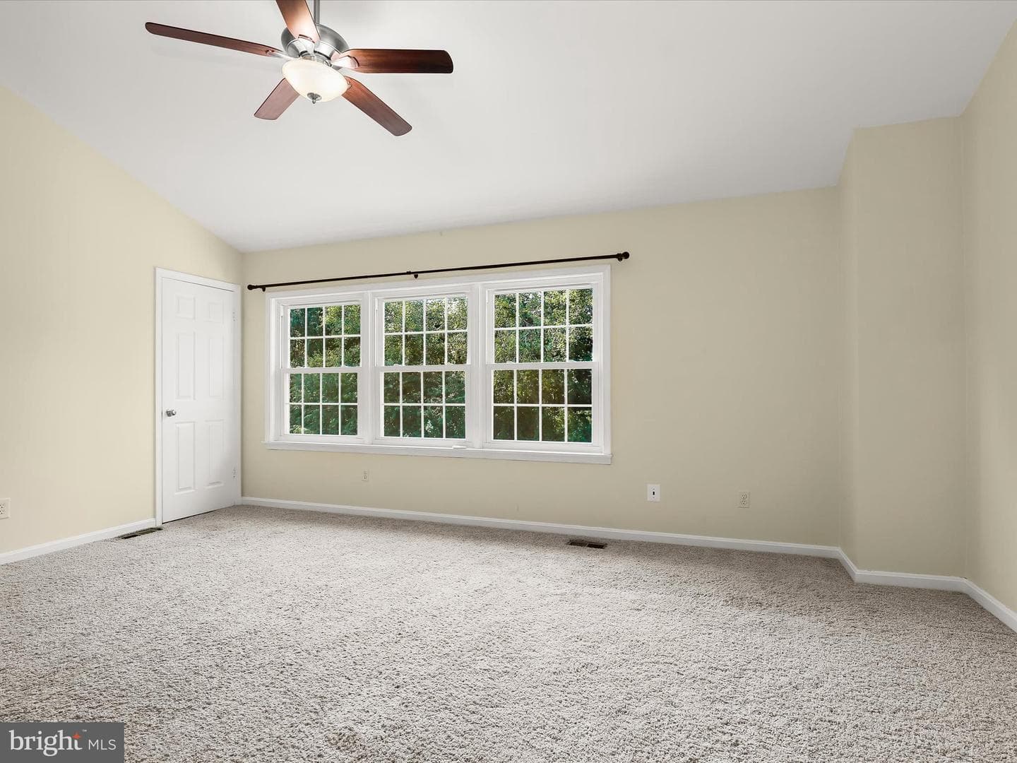 208 Castletown Road photo 33