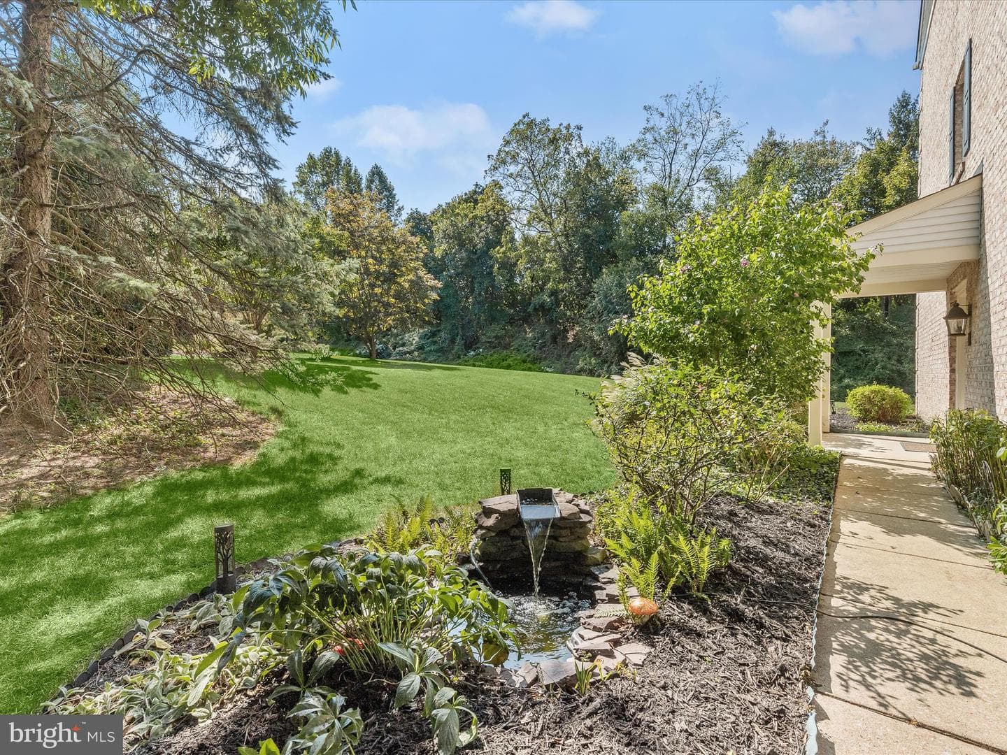 208 Castletown Road photo 4