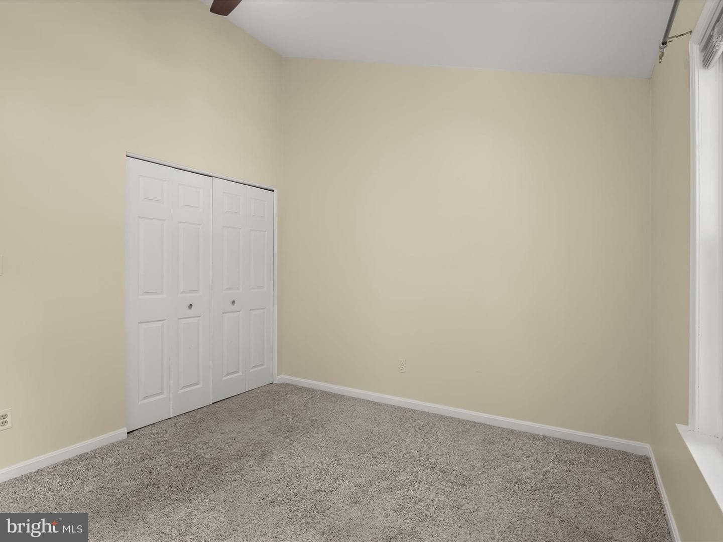 208 Castletown Road photo 41