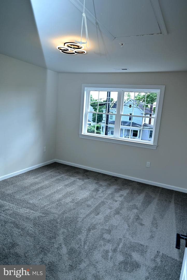 6609 Fairmount Avenue photo 33