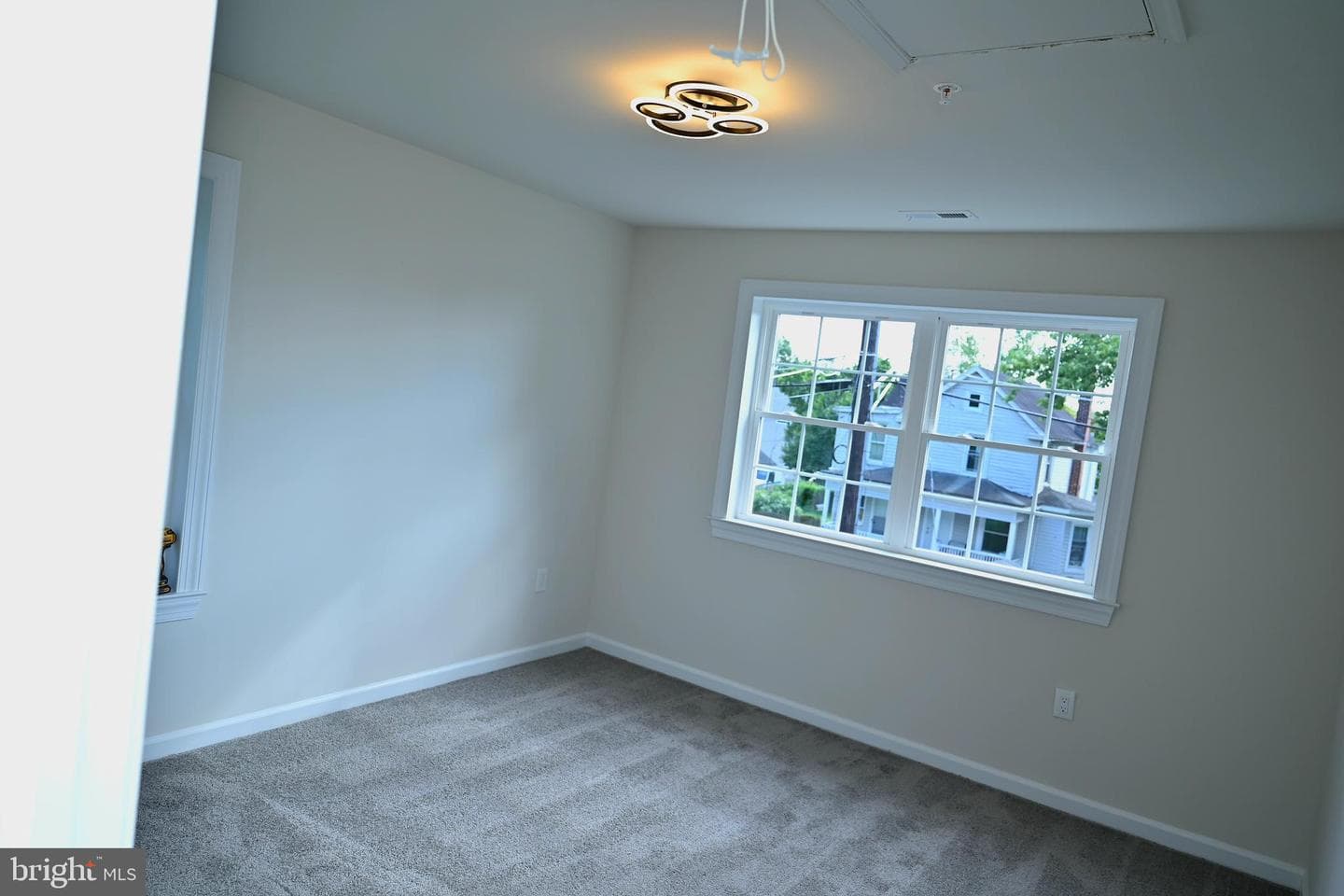 6609 Fairmount Avenue photo 44