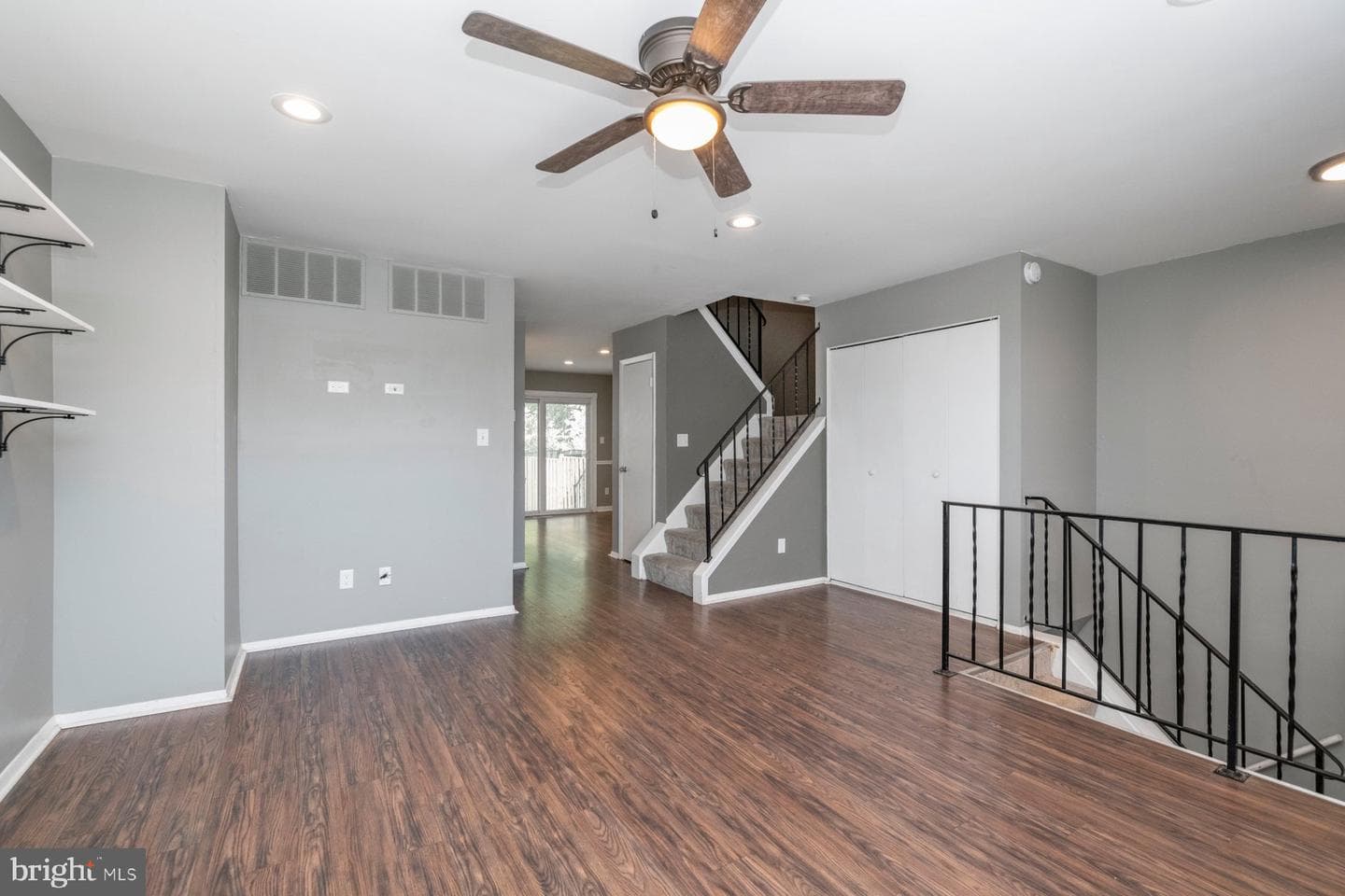 5 High Pine Court photo 5