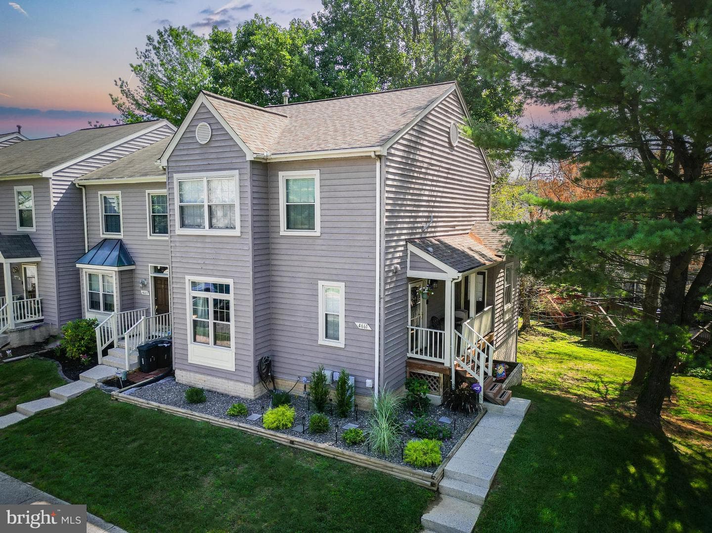 4661 Mews Drive photo 3