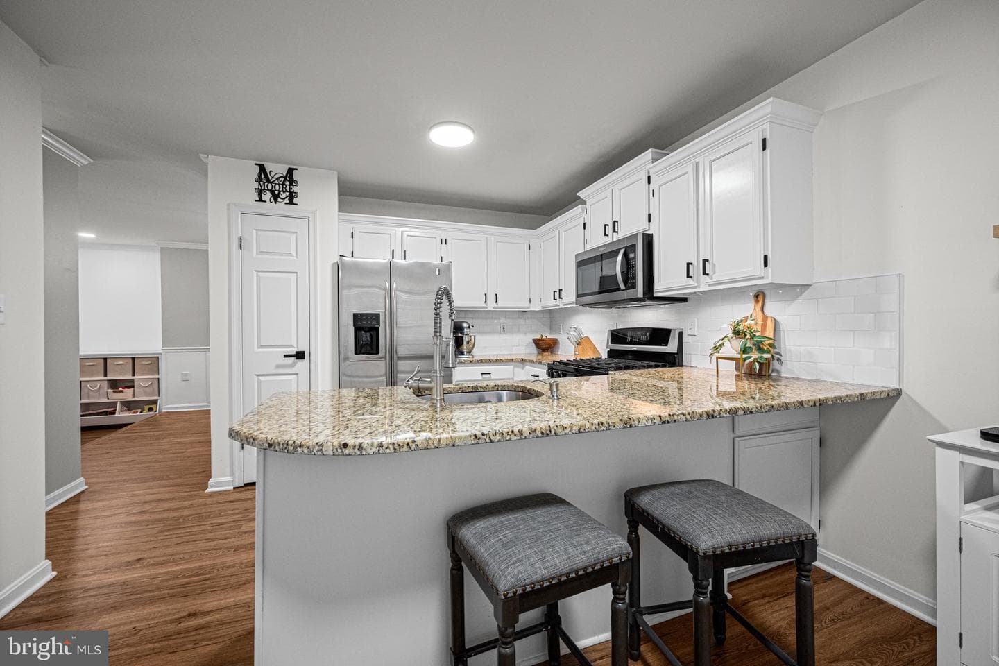 4661 Mews Drive photo 8