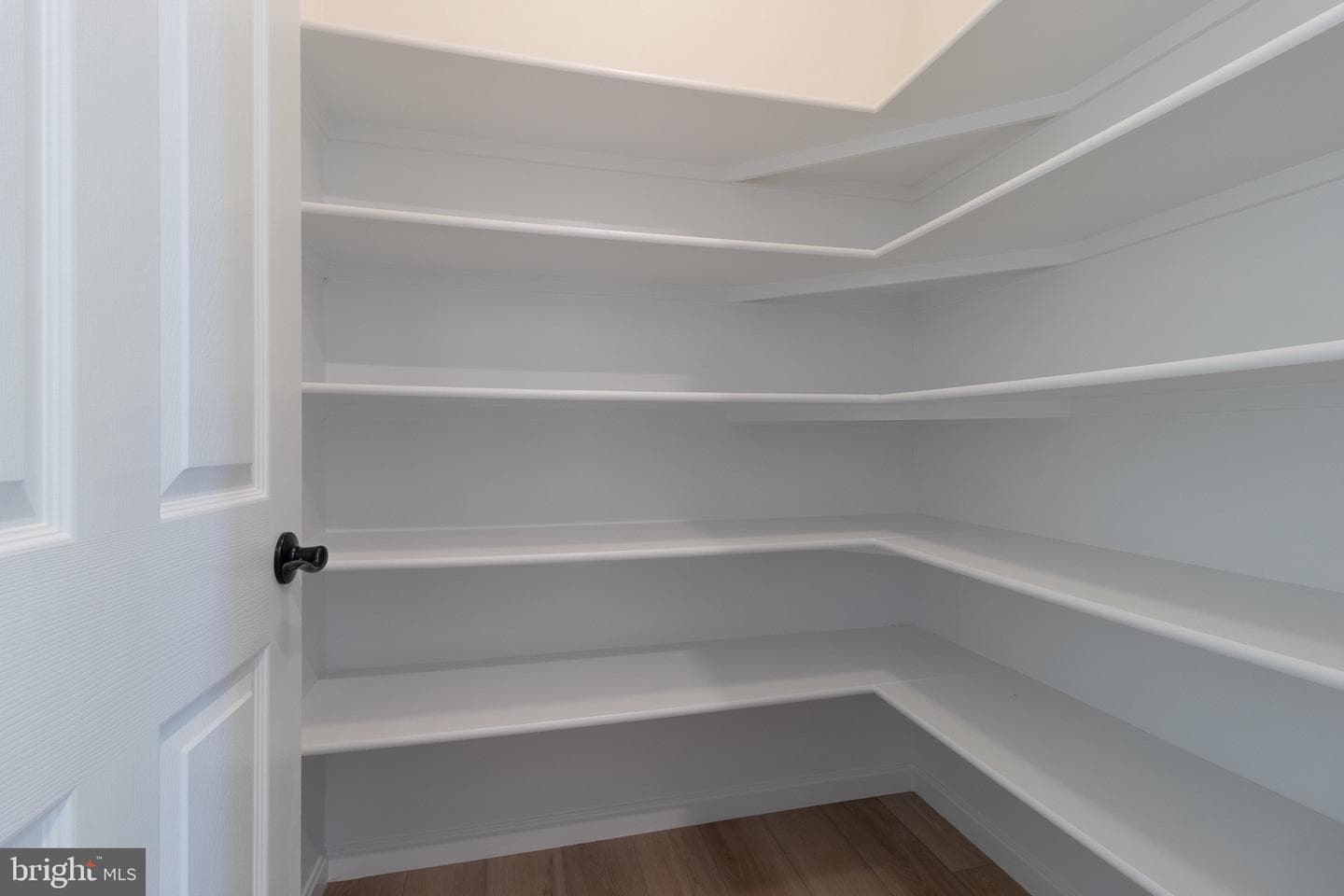5700 Charlies Way photo 4