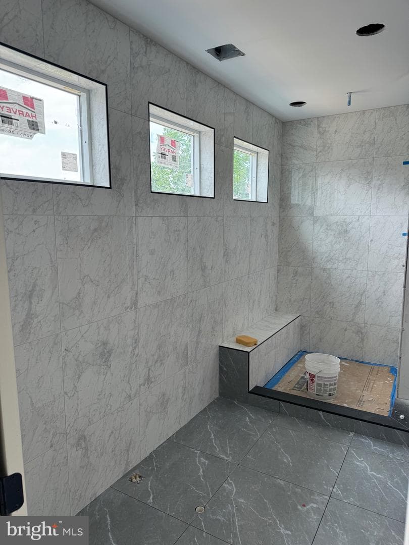 12 Rognel Avenue photo 4