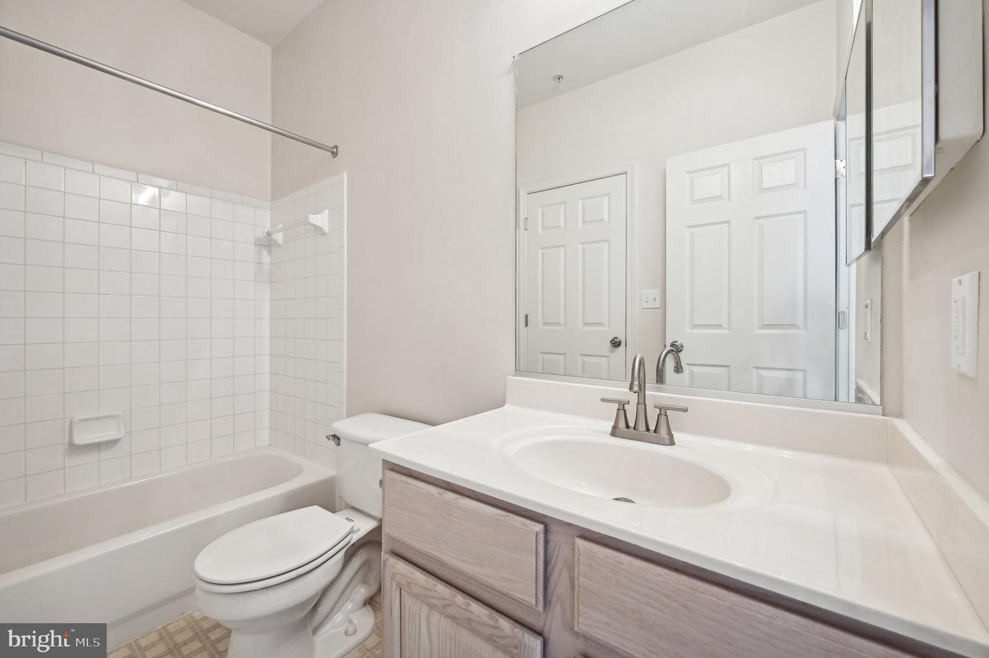 7410 Hindon Circle #b2-201 photo 12