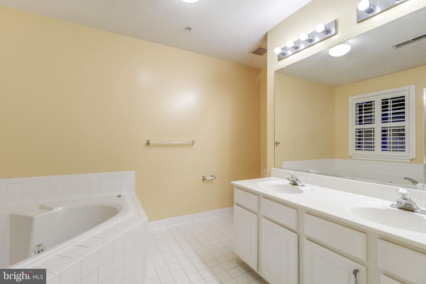 220 Oliver Heights Road photo 37