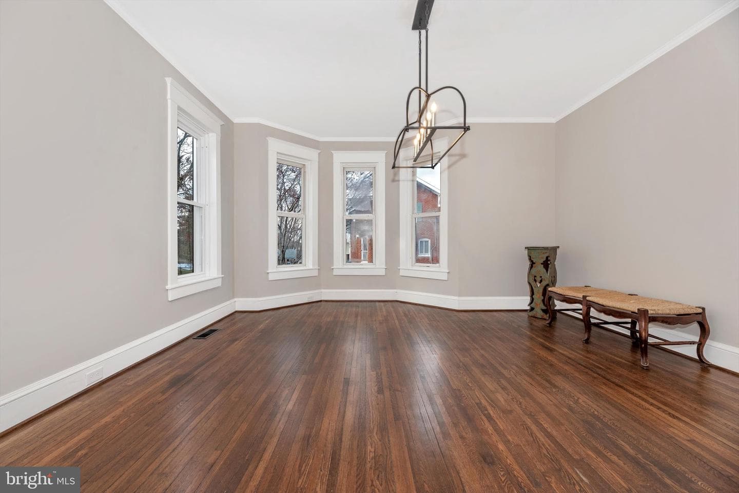 5427 Arcadia Avenue photo 11
