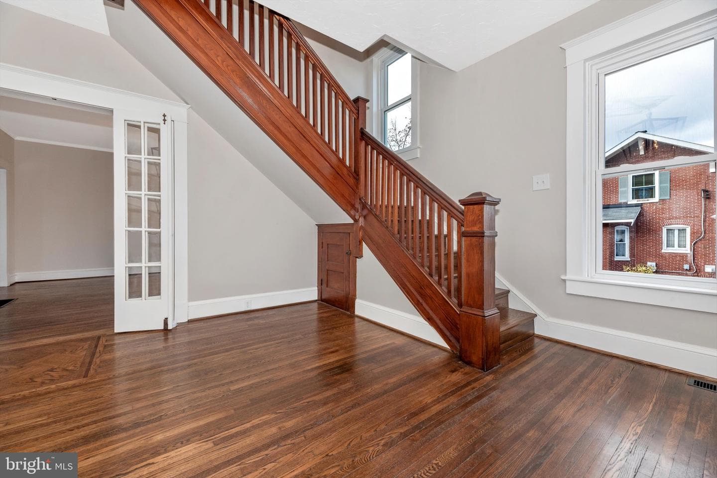 5427 Arcadia Avenue photo 3