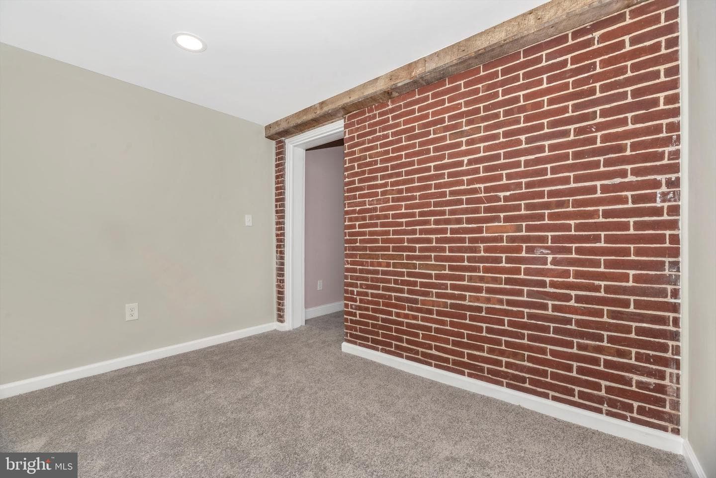5427 Arcadia Avenue photo 36