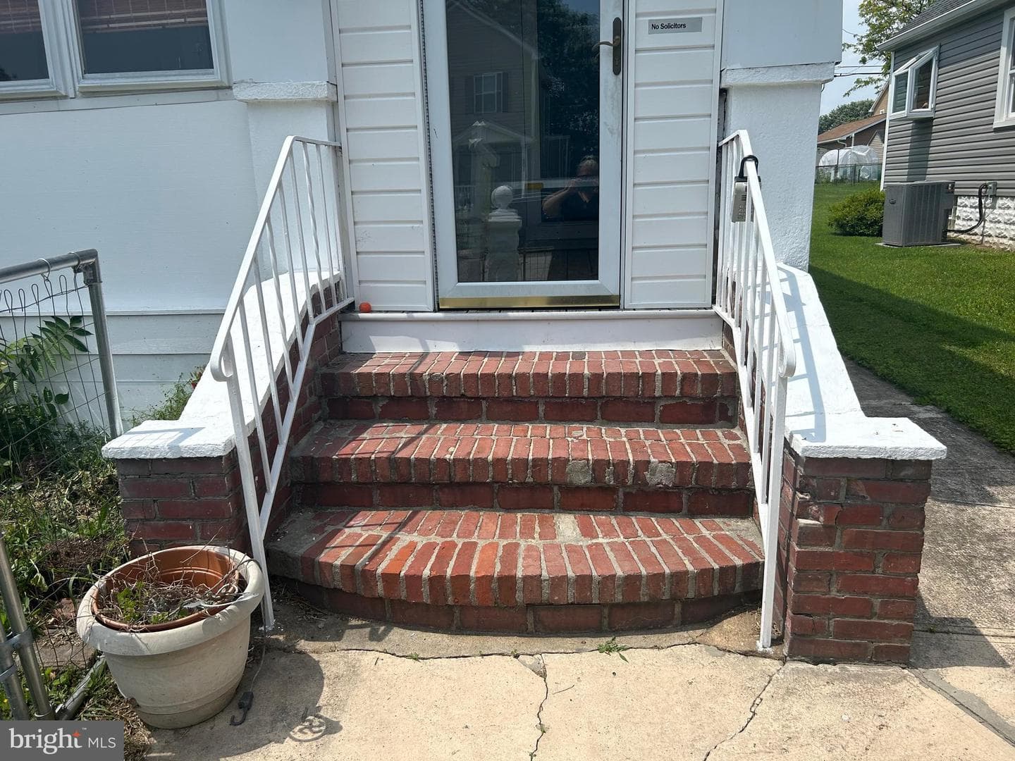 500 Dorsey Avenue photo 4
