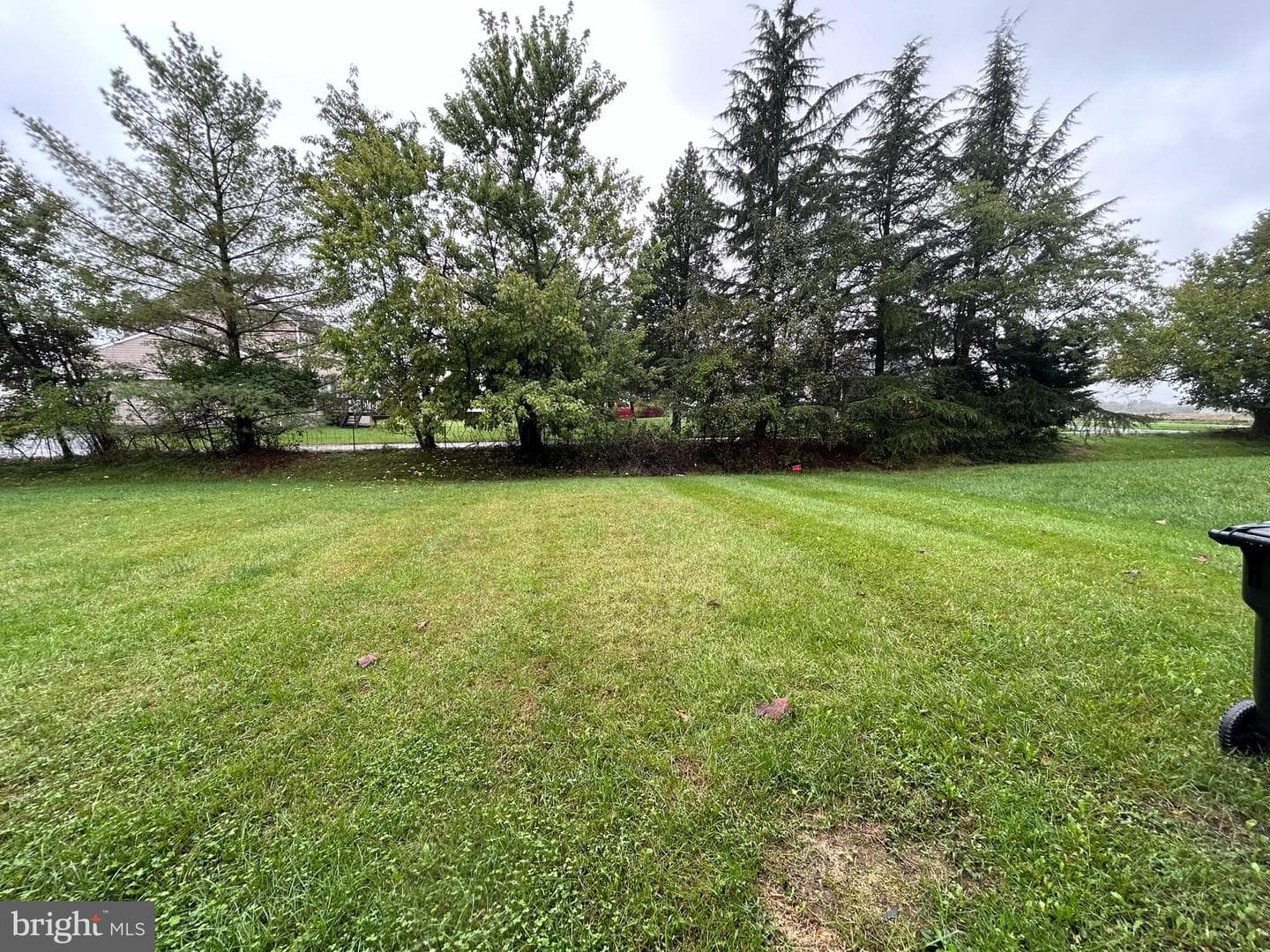 7624 Gladstone Road photo 40
