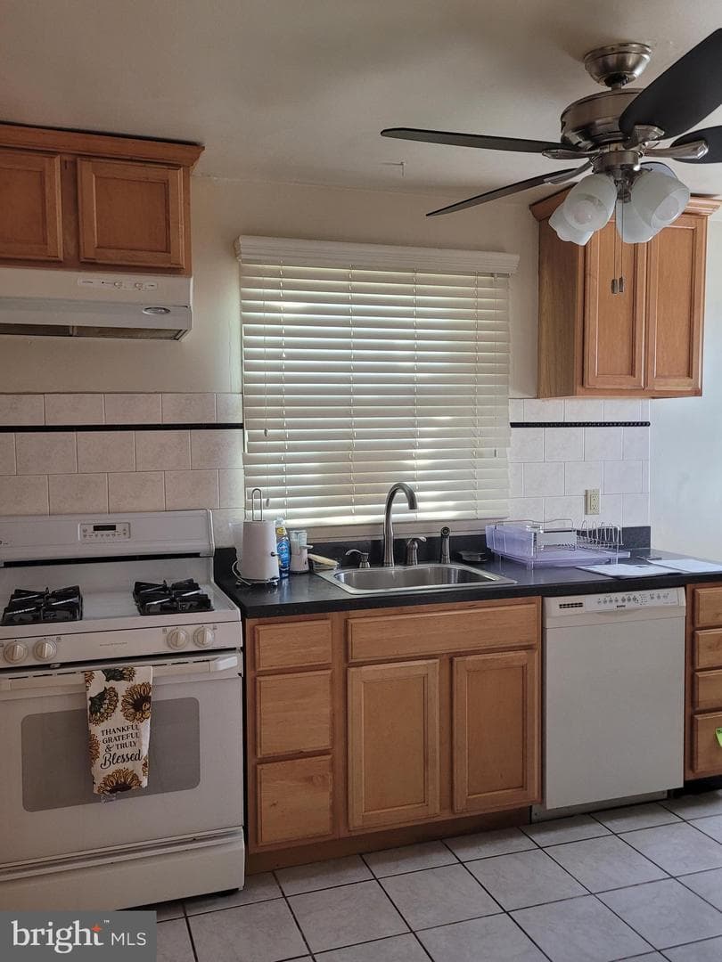 6918 Brompton Road photo 5