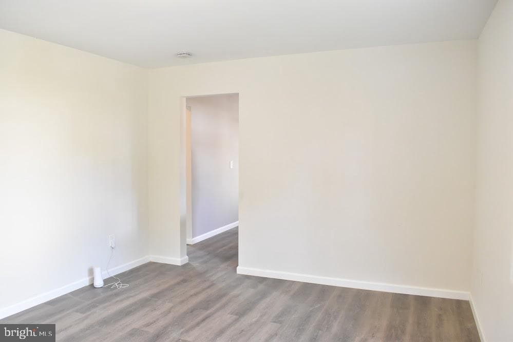 22 Hazel Avenue photo 3