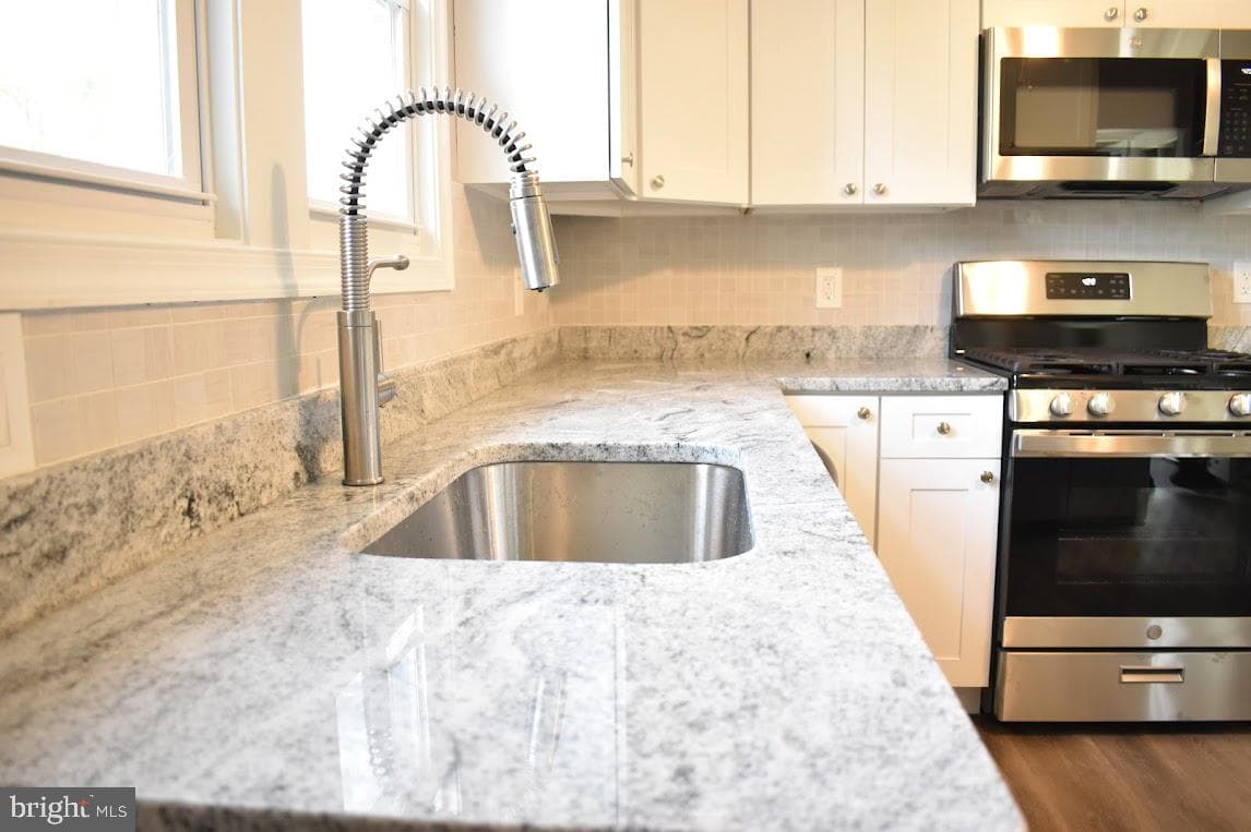 22 Hazel Avenue photo 7