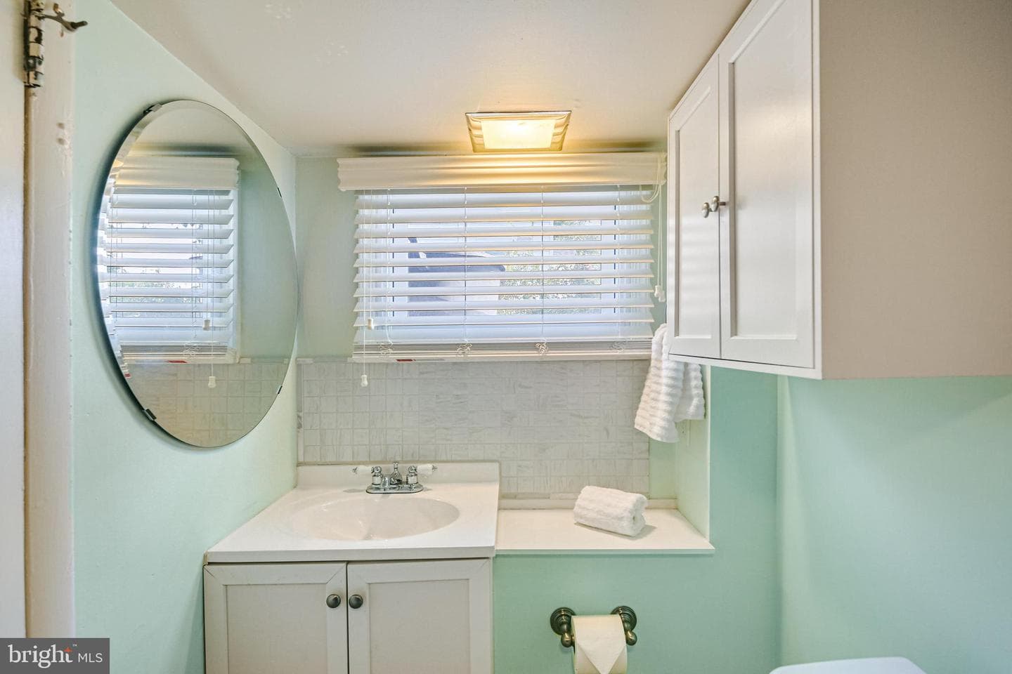 1242 Greystone photo 13